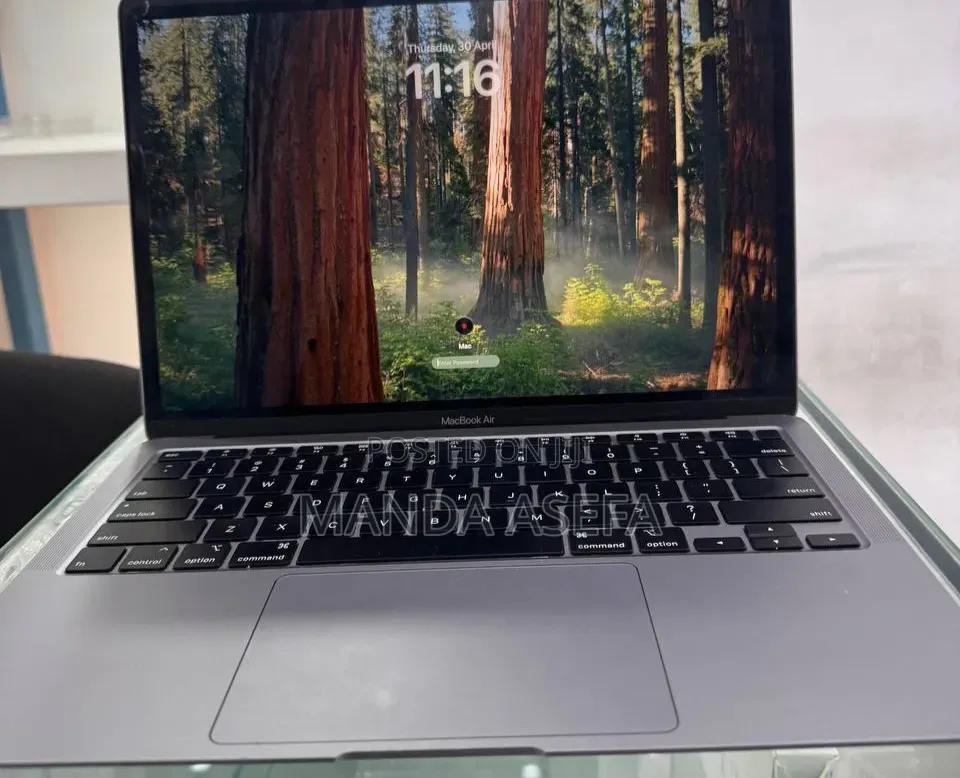 New Laptop Apple MacBook Air 2020 8GB Intel Core i3 SSD 256GB