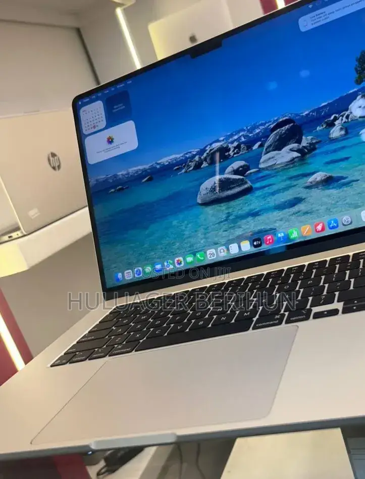 New Laptop Apple MacBook Air 2025 M4 15-inch 16GB Apple M5 SSD 512GB