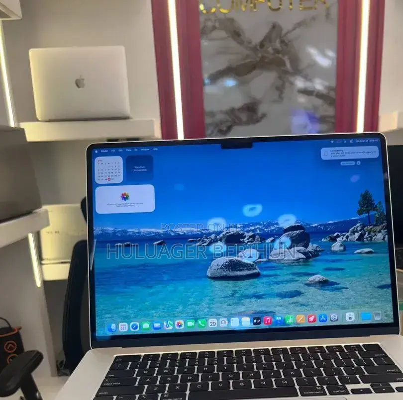 New Laptop Apple MacBook Air 2025 M4 15-inch 16GB Apple M5 SSD 512GB