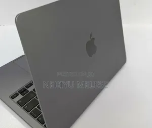 New Laptop Apple MacBook Pro 2022 M2 8GB Apple M2 SSD 256GB