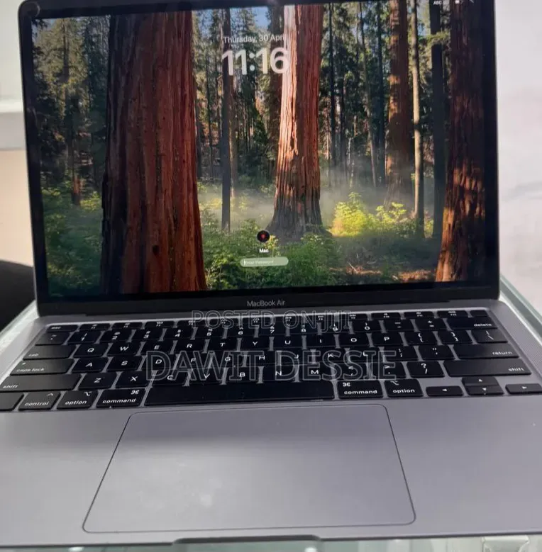 New Laptop Apple MacBook Air 2020 8GB Intel Core i3 SSD 256GB
