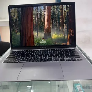 New Laptop Apple MacBook Air 2020 8GB Intel Core i3 SSD 256GB