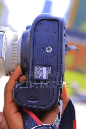 Camera Canon 5dmark Iii vs Zebira Lens 2.8 Ef 70-- 200 Mark 1⁄2