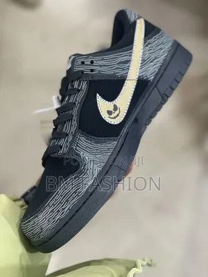 Nike Dunk Low Pandaprank Custom