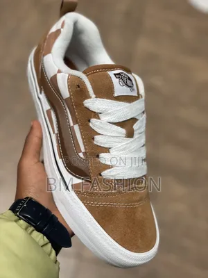 Vans Knu Skool