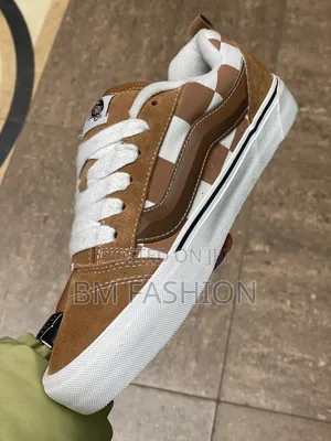 Vans Knu Skool