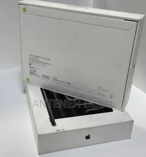 New Laptop Apple MacBook Pro 2025 M5 14-inch 16GB Apple M5 SSD 1T