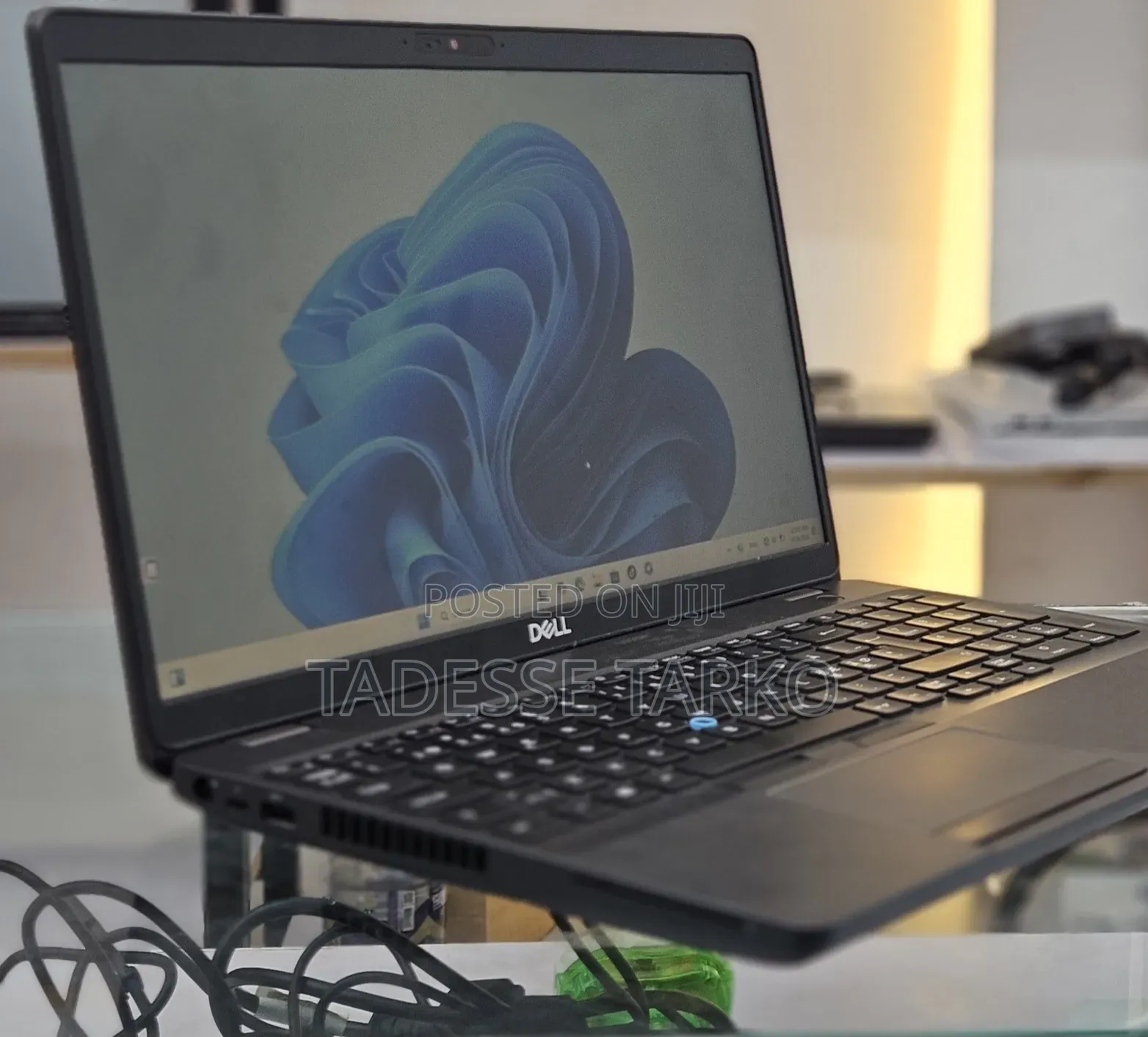 New Laptop Dell 8GB Intel Core i5 SSD 512GB