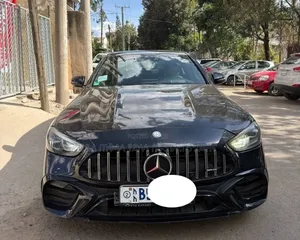 Mercedes-Benz C180 2018 Maroon