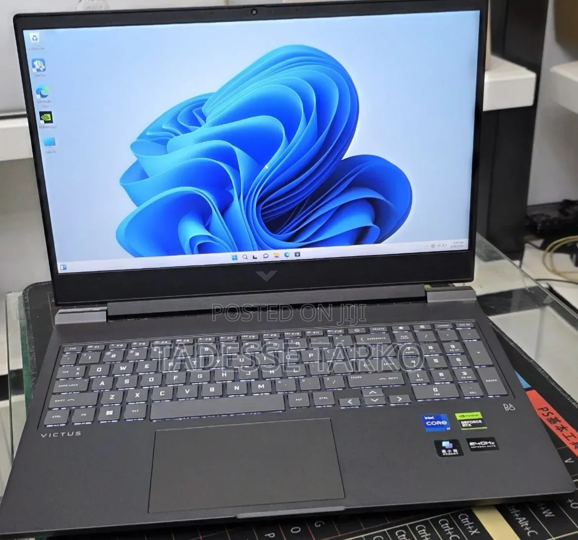 New Laptop HP Victus 16 16GB Intel Core i7 SSD 1T