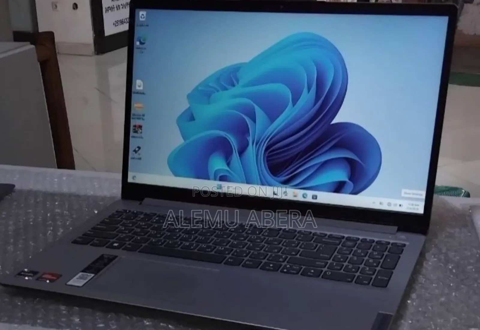 New Laptop Lenovo Ideapad 3 8GB AMD Ryzen 5 SSD 512GB