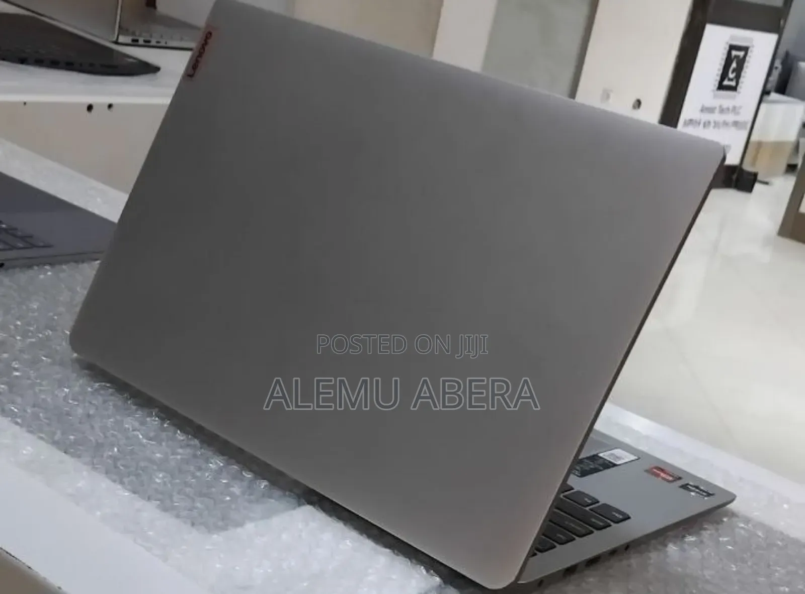 New Laptop Lenovo Ideapad 3 8GB AMD Ryzen 5 SSD 512GB