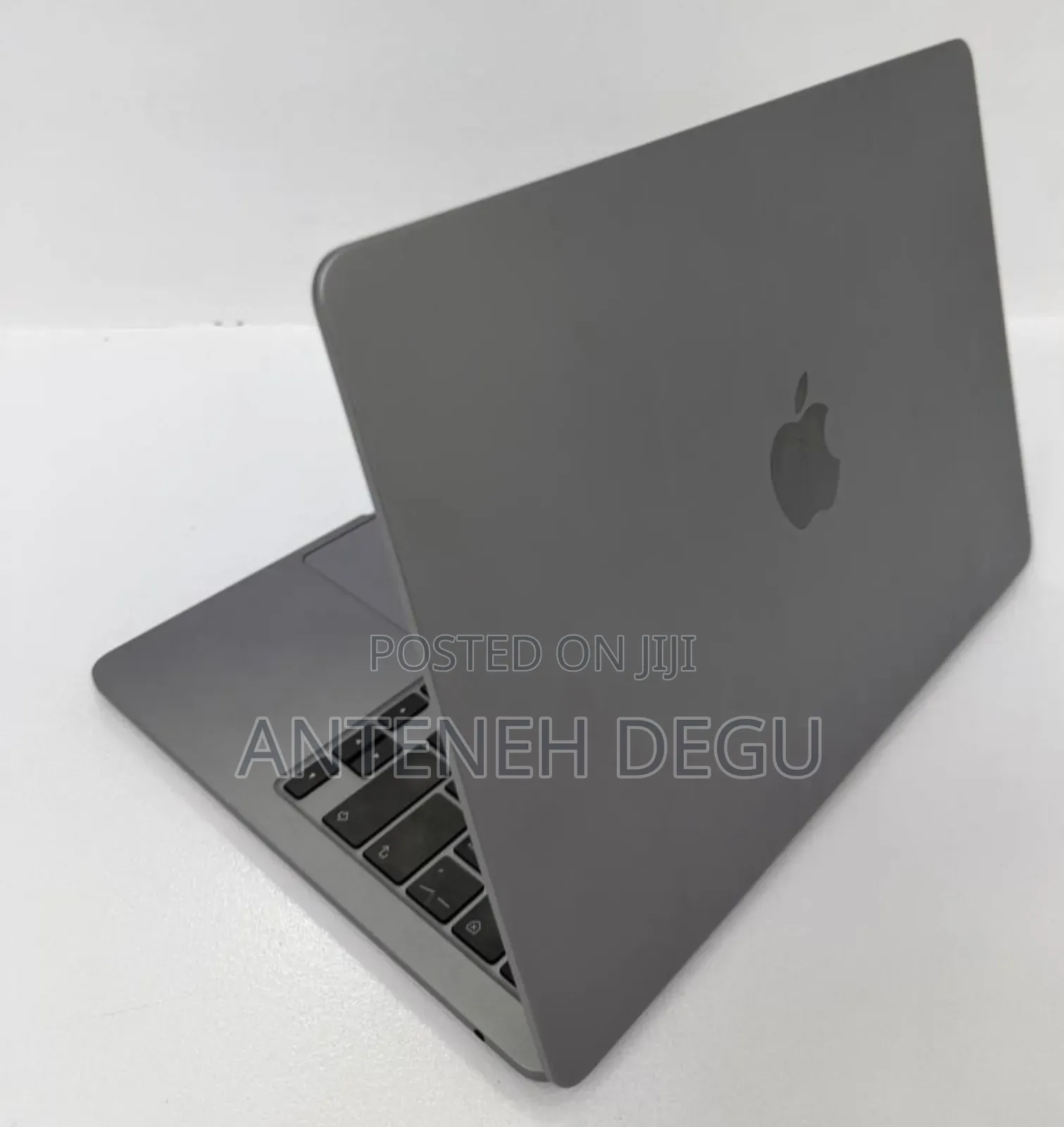 New Laptop Apple MacBook Air 2022 M2 8GB Apple M2 SSD 256GB