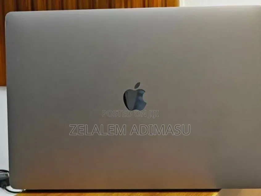 New Laptop Apple MacBook Pro 2019 16GB Intel Core i9 SSD 2T