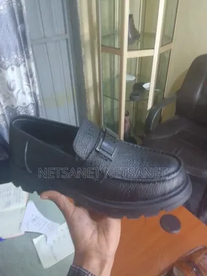 Chelsea Boots for Men With Beards Styles