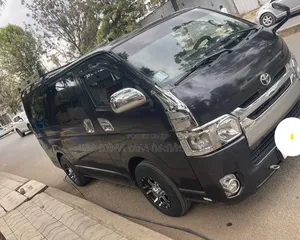 Toyota HiAce 2007 Grey