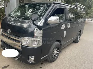 Toyota HiAce 2007 Grey