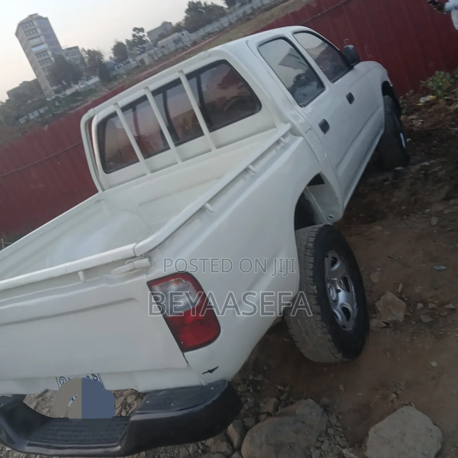 Toyota Hilux 2800 Raider D-Cab 2004 White