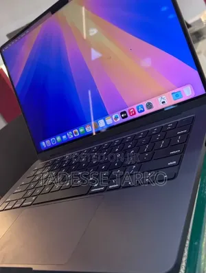 New Apple MacBook Pro 2023 M3 14-inch 16GB Apple M3 Pro SSD 512GB