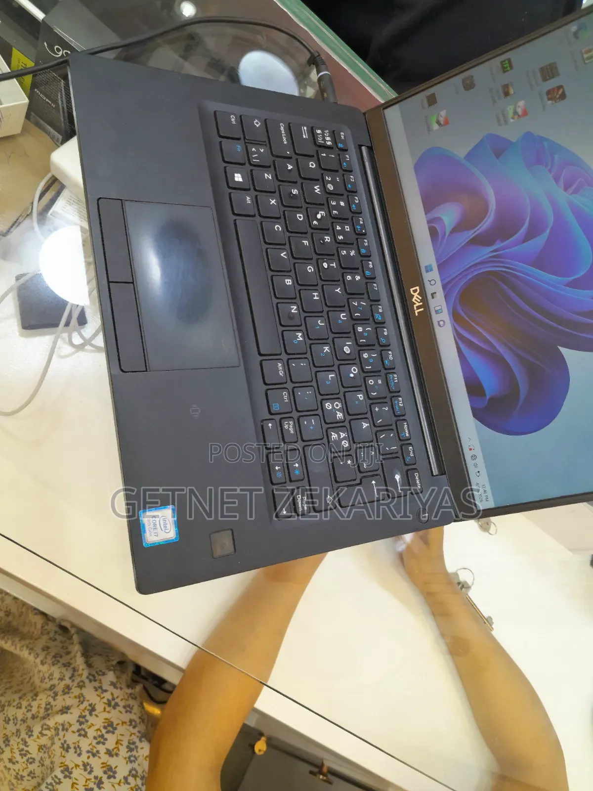 New Laptop Dell Latitude 7390 8GB Intel Core i7 SSD 256GB