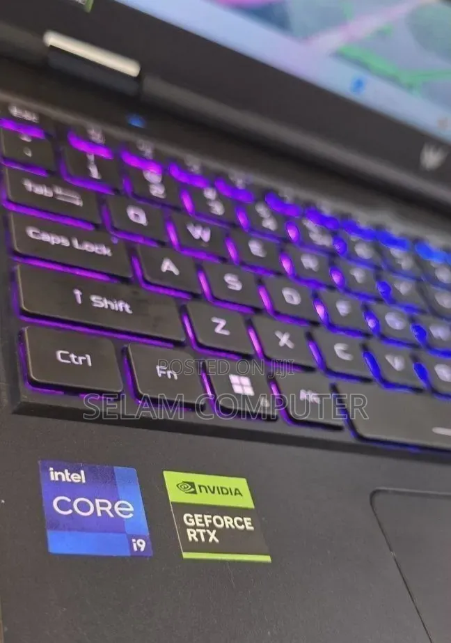 New Laptop Acer Predator Helios 300 8GB Intel Core i9 SSD 512GB