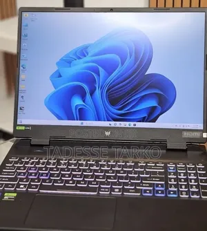New Laptop Acer Predator Helios 300 16GB Intel Core i9 SSD 1T