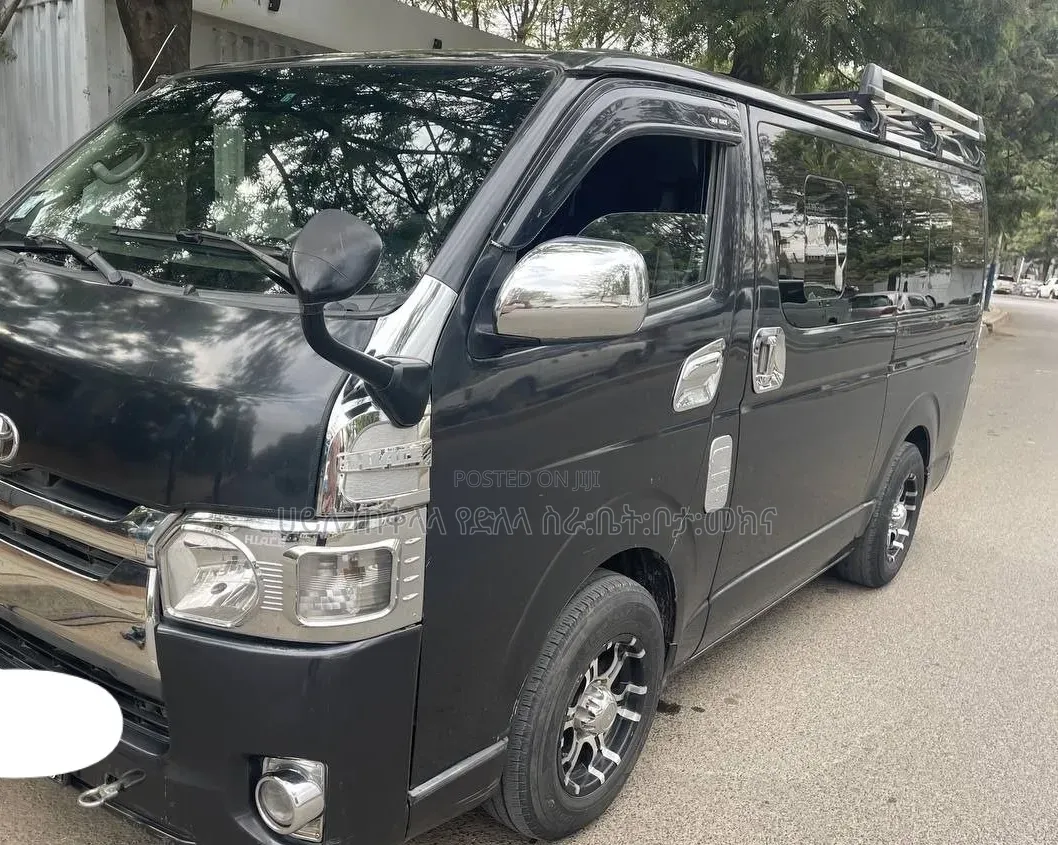 Toyota HiAce 2007 Grey