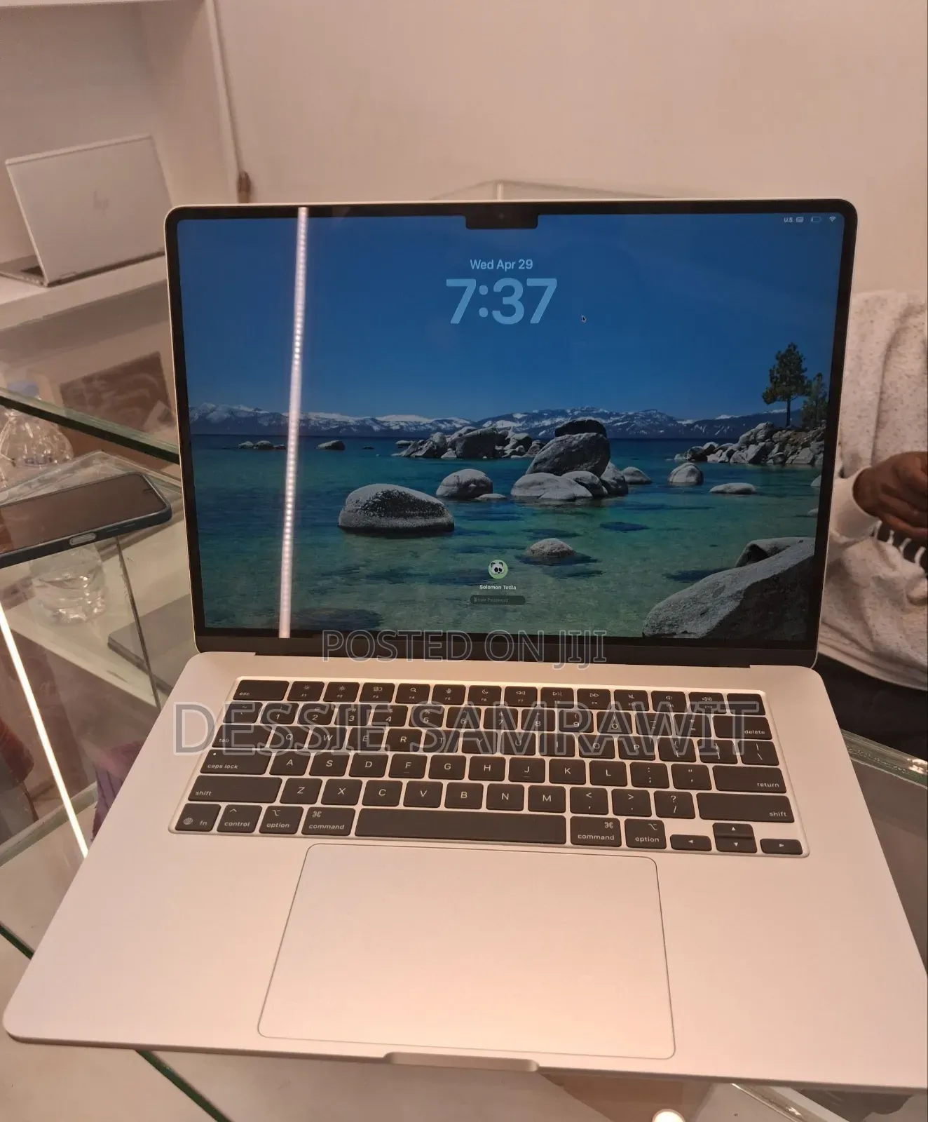 New Laptop Apple MacBook Air 2025 M4 13-inch 24GB AMD A10 SSD 512GB