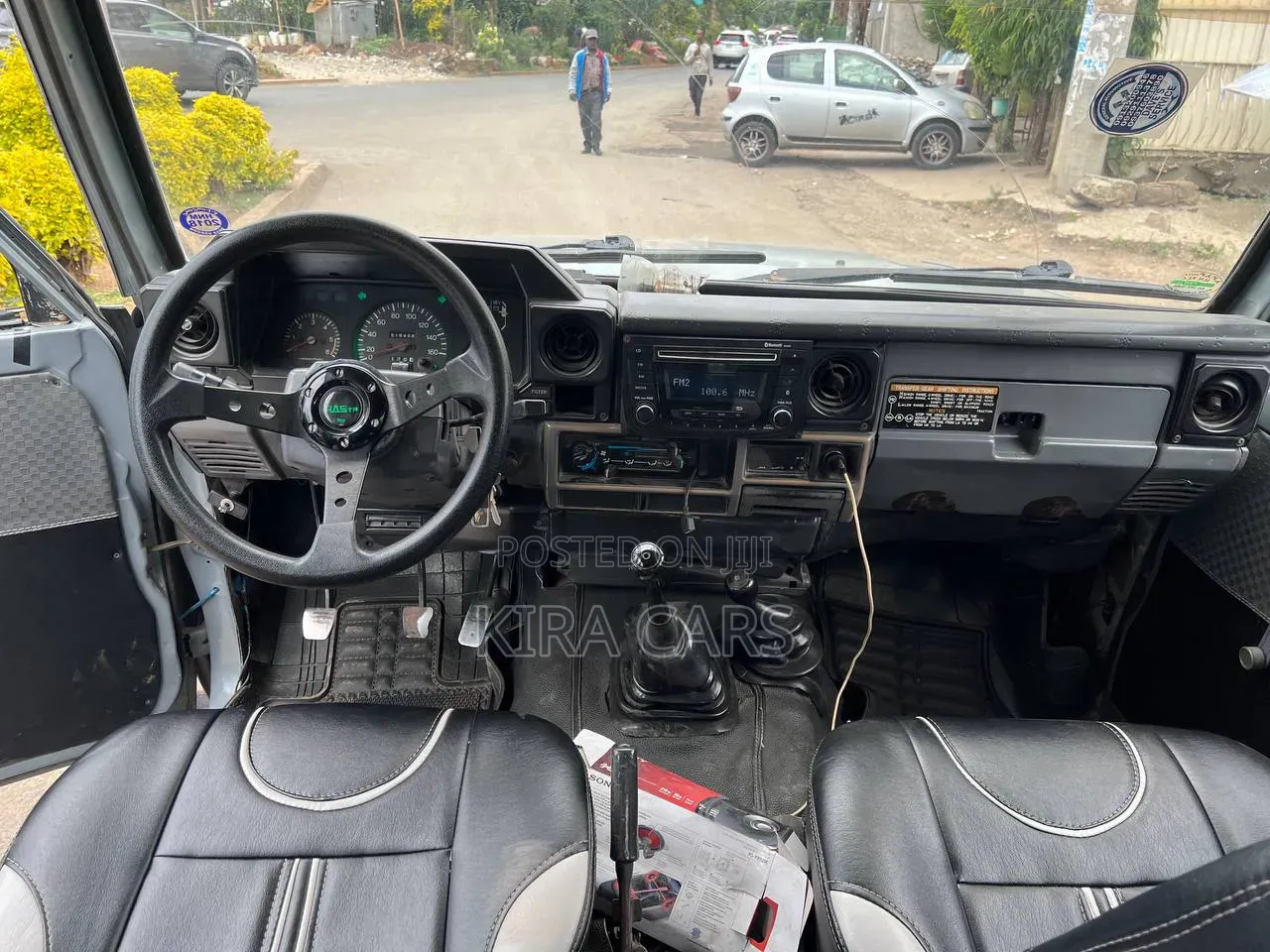 Toyota Land Cruiser 1995 Gray