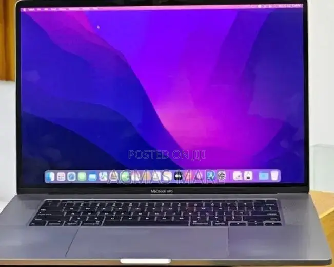 New Laptop Apple MacBook Pro 2018 32GB Intel Core i9 SSD 2T