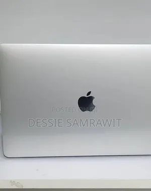 New Laptop Apple MacBook Pro 2020 16GB Intel Core i7 SSD 512GB