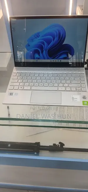 New Laptop HP 8GB Intel Core i5 SSD 512GB