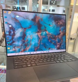 New Laptop Dell XPS 15 16GB Intel Core i7 SSD 1T