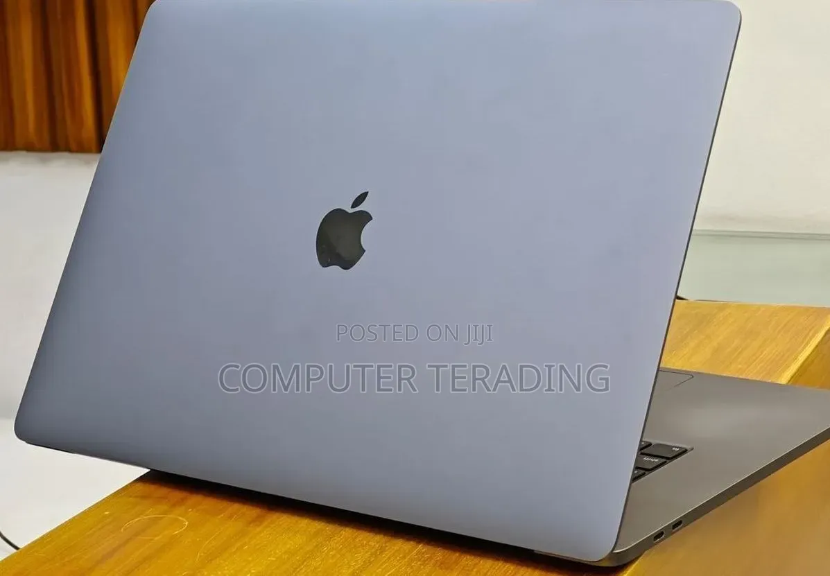 New Laptop Apple MacBook Pro 2019 16GB Intel Core i9 SSD 1T