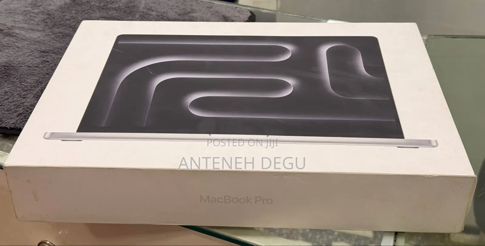 New Apple MacBook Pro 2023 M3 Pro 16-inch 36GB Apple M3 Pro SSD 512GB