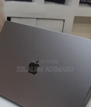 New Laptop Apple MacBook Pro M1 32GB Apple M1 Max SSD 1T