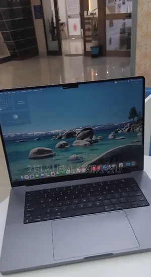 New Laptop Apple MacBook Pro M1 32GB Apple M1 Max SSD 1T