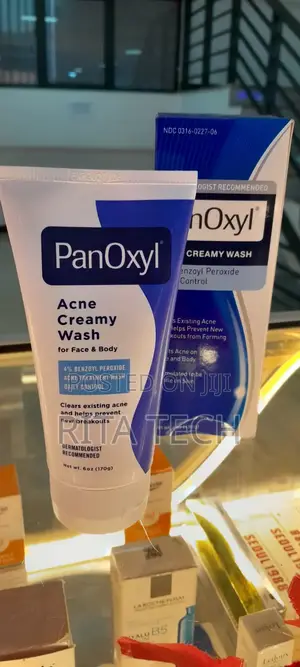 Panoxyl Acne Creamy Wash