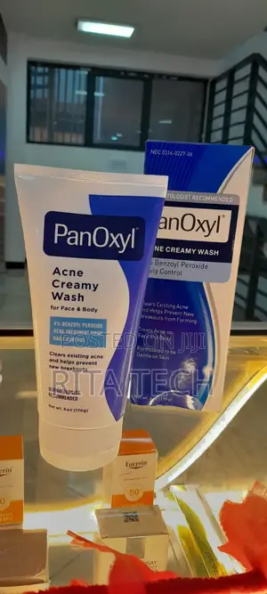 Panoxyl Acne Creamy Wash