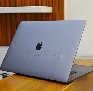 New Laptop Apple MacBook Pro 2018 32GB Intel Core i9 SSD 2T