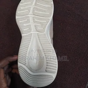 Skechers Shoe