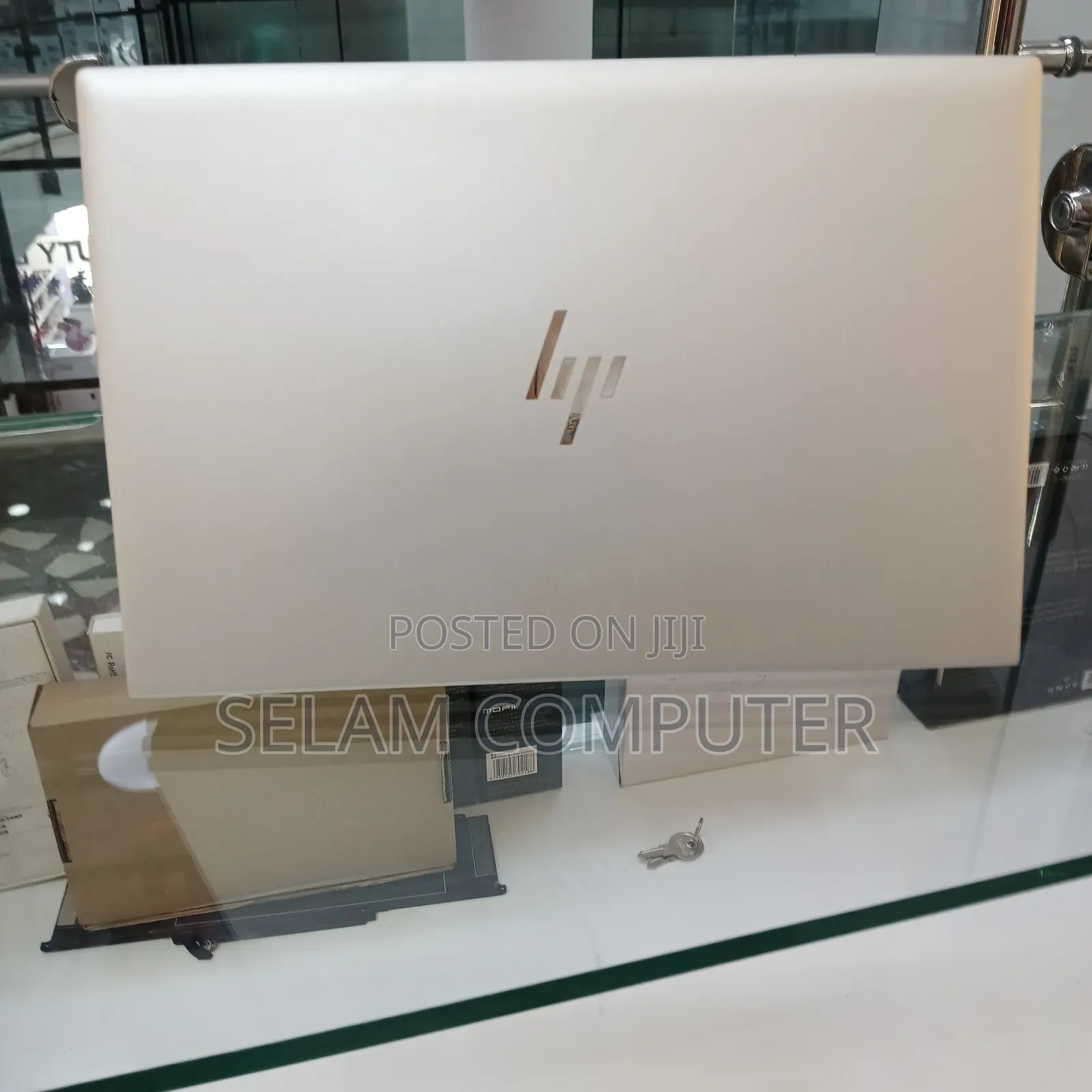 New Laptop HP EliteBook 835 G7 8GB AMD Ryzen 5 SSD 512GB