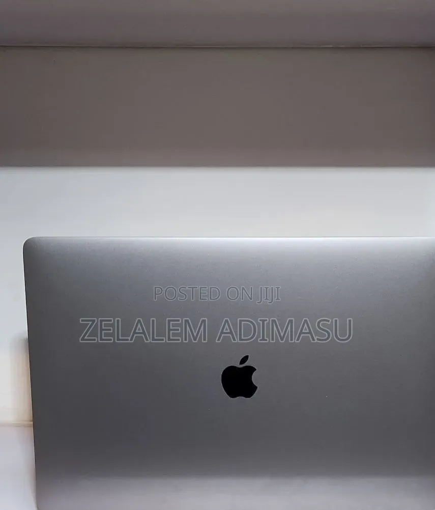 New Laptop Apple MacBook Pro 2019 32GB Intel Core i9 SSD 1T