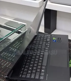 New Laptop HP Victus 15 16GB Intel Core i7 SSD 1T