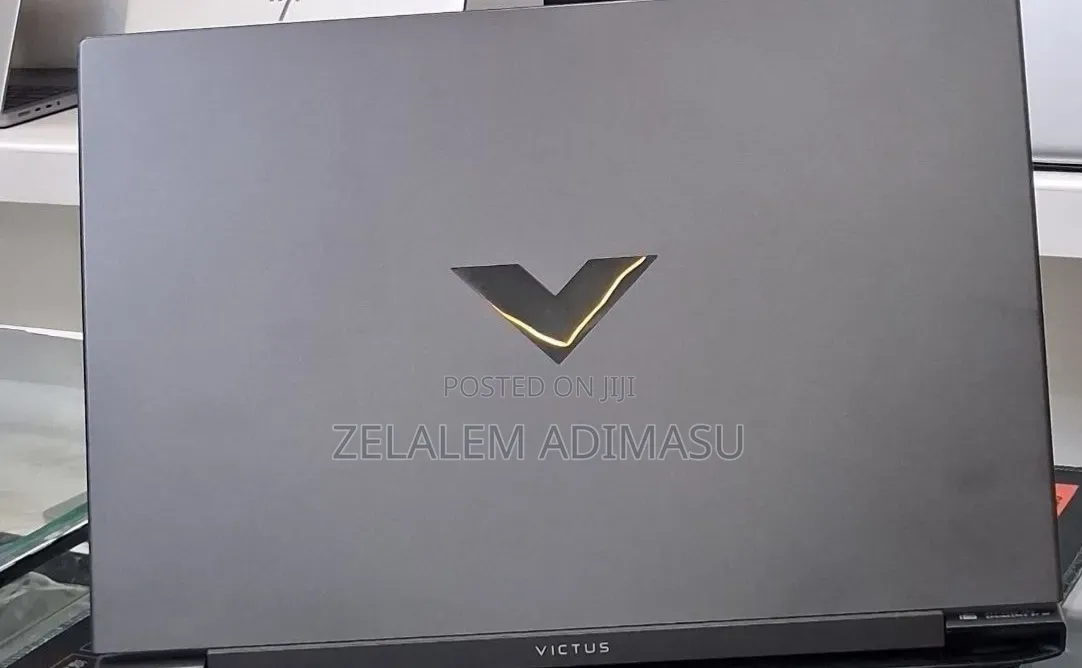 New Laptop HP Victus 15 16GB Intel Core i7 SSD 1T