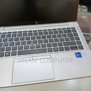 New Laptop HP EliteBook 840 G8 16GB Intel Core i7 SSD 512GB