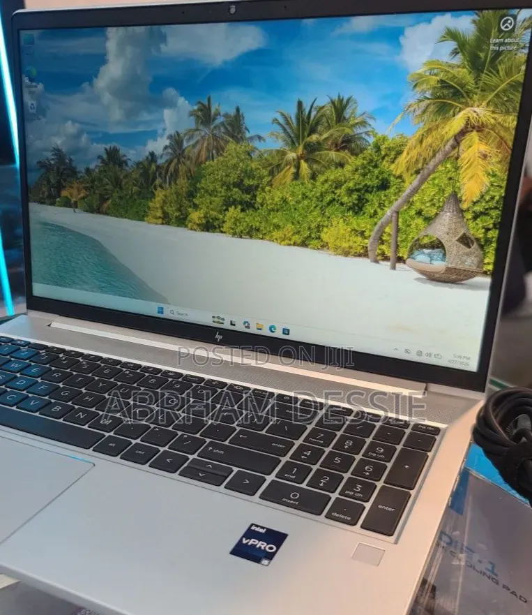 New Laptop HP 16GB Intel Core i5 SSD 512GB
