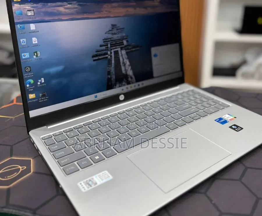 New Laptop HP Stream Notebook 16GB Intel Core i5 SSD 1T