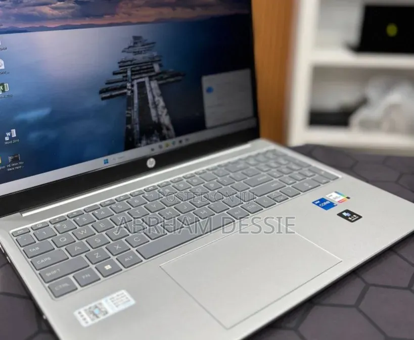 New Laptop HP Stream Notebook 16GB Intel Core i5 SSD 1T