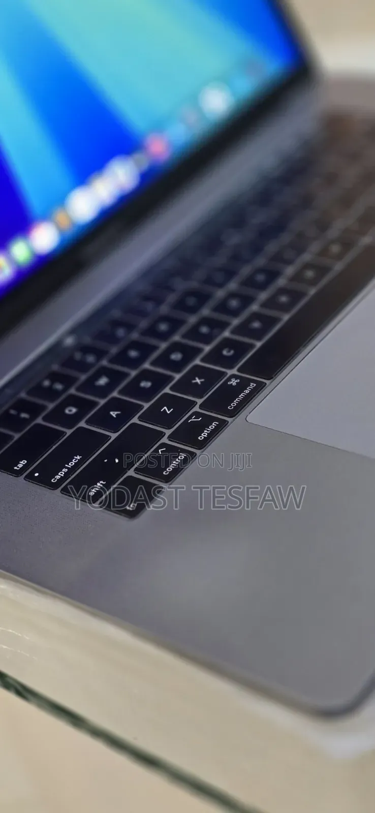 New Laptop Apple MacBook Pro 2018 16GB Intel Core i7 SSD 512GB